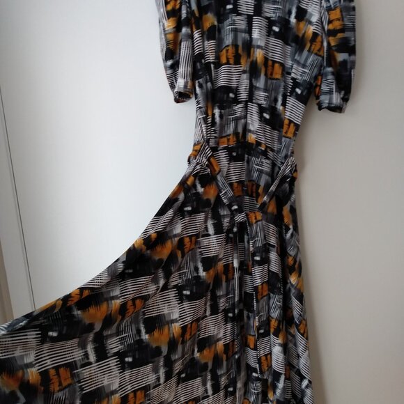 Mennonite Cape Dress 43"B 39"W Black Yellow Stretchy Full Skirted Puffed Sleeves - Picture 10 of 11